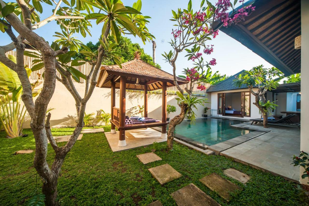 Turiya Villa Sanur Exterior photo